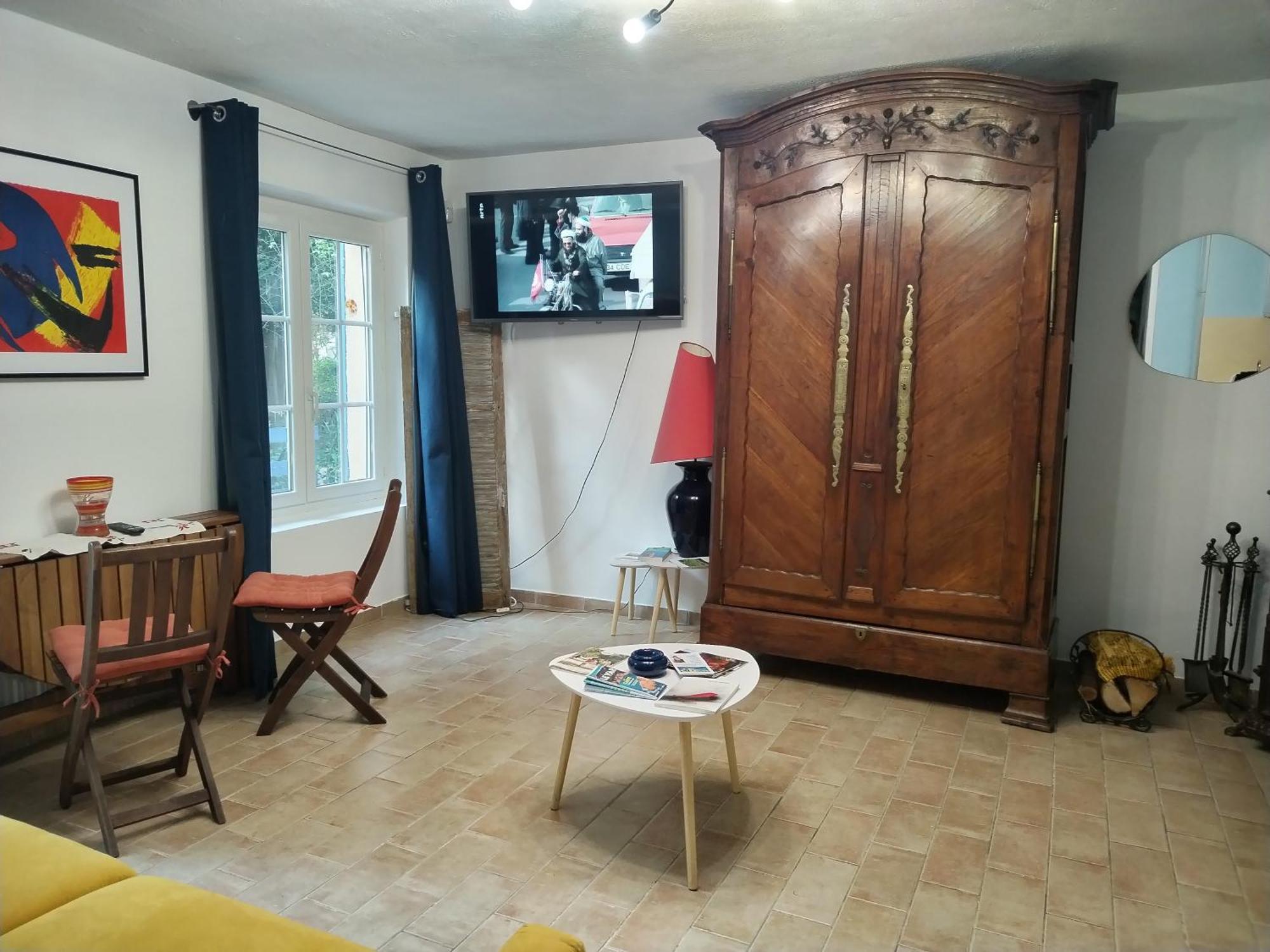 Au Mas Saint Pierre Hotell Pignans Exteriör bild